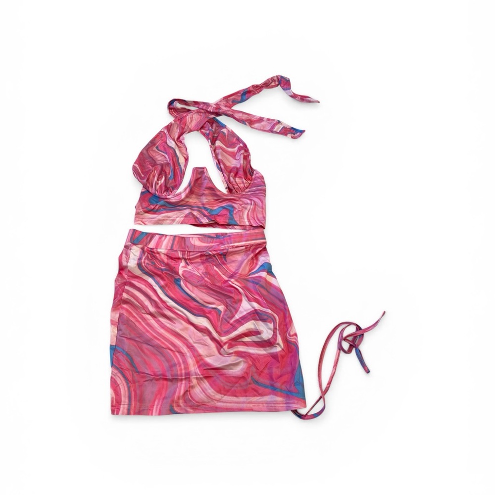 Marbled Pink Halter Two-Piece Set underwire